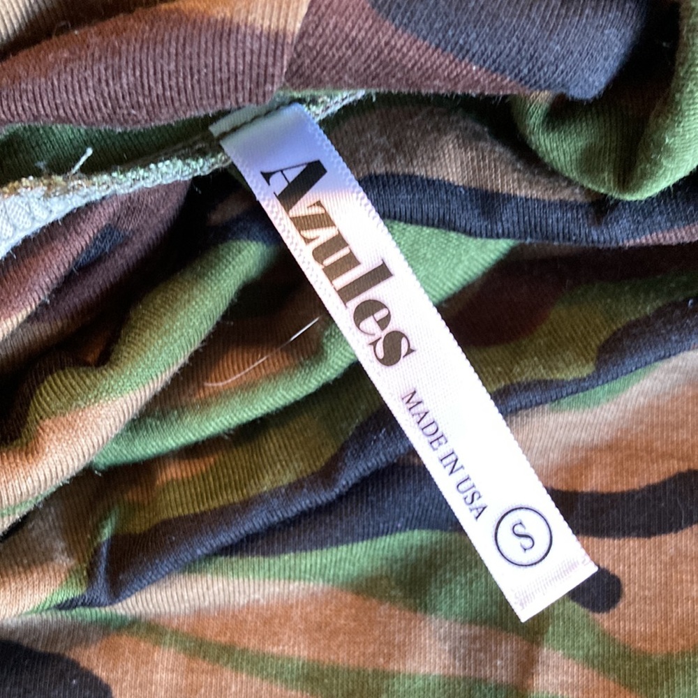 Azules, S, camo tunic - Picture 9 of 13